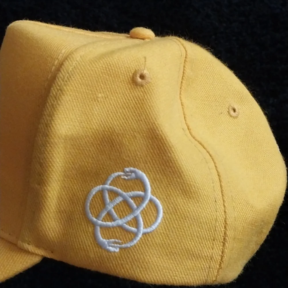 Hat - Picture 3 of 4
